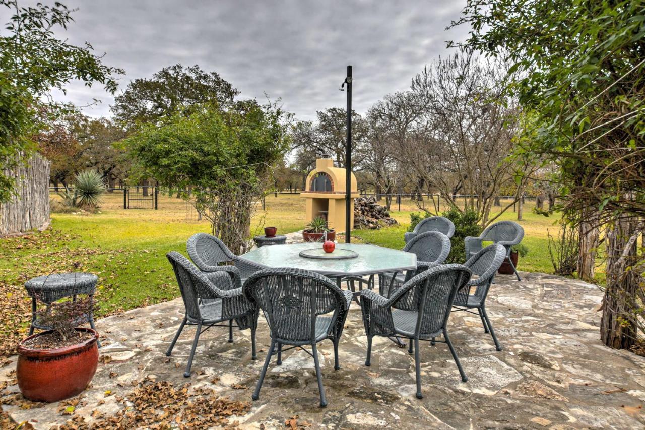 Villa Ark Bunkhouse Fredericksburg Hideaway With Hot Tub Esterno foto