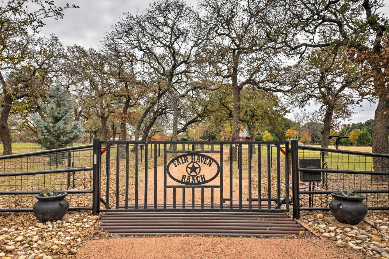 Villa Ark Bunkhouse Fredericksburg Hideaway With Hot Tub Esterno foto